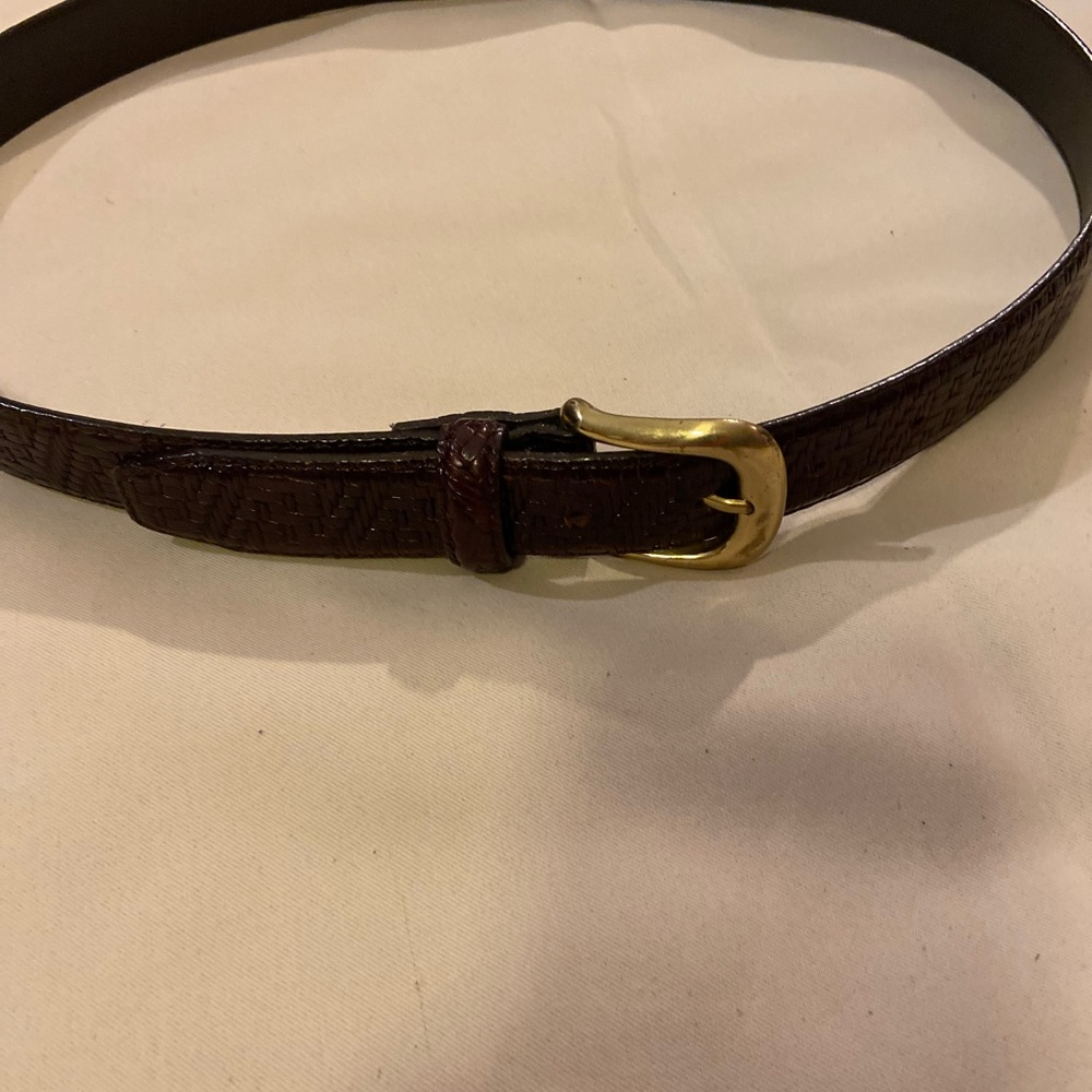 Vintage Brown Genuine Leather Belt with Gold Buckle Men’s 42” - Picture 8 of 15